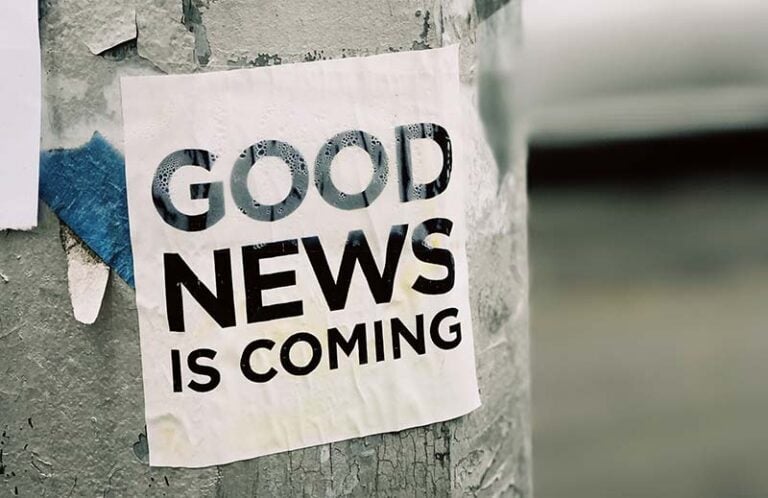 social-media-communication-share-news-768x498